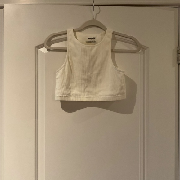 2 cropped tank tops size medium from garage in colours Blue, and white - Picture 4 of 7